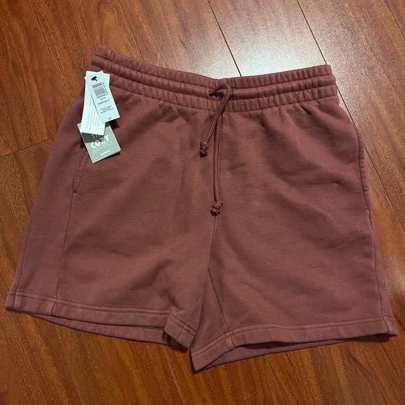Aritiza Cozy Fleece Boyfriend Shorts - Picture 1 of 2